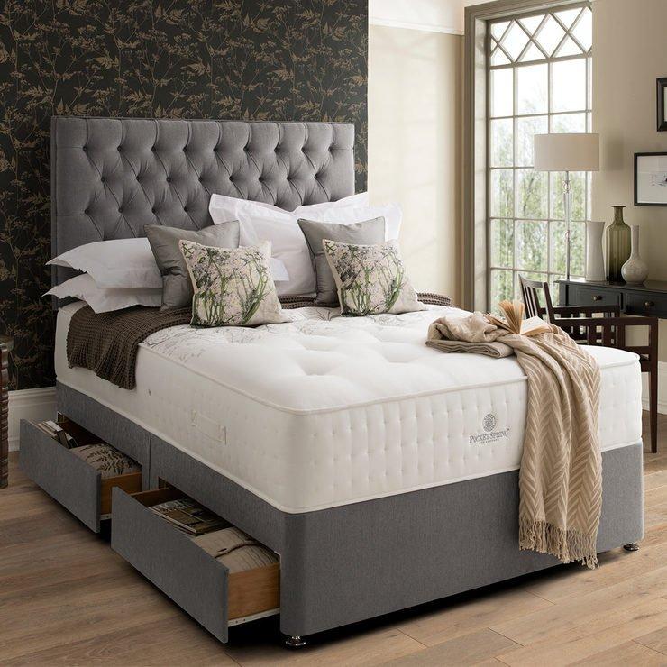 Elegant Chesterfield Divan Bed