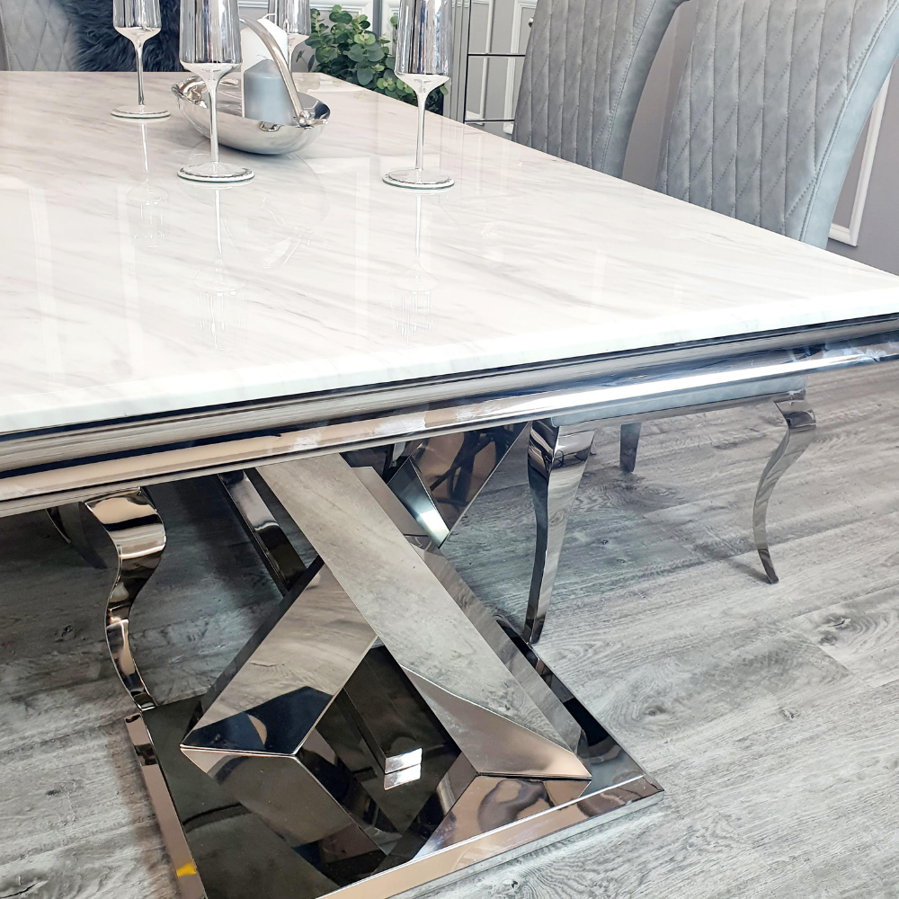 Xavia 1.8 Dining Table