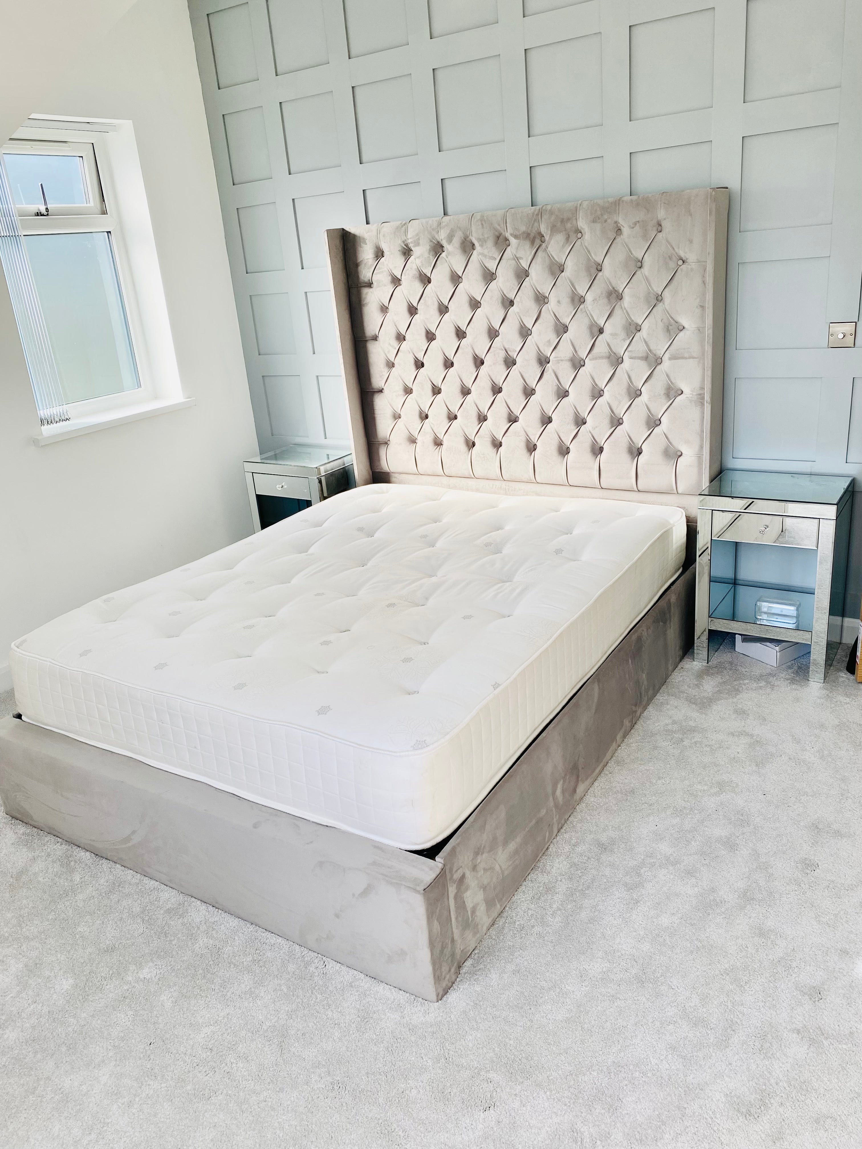 The Bespoke Chesterfield Wing Bed-Fully Customisable with Storage Options- Chesterfield Range